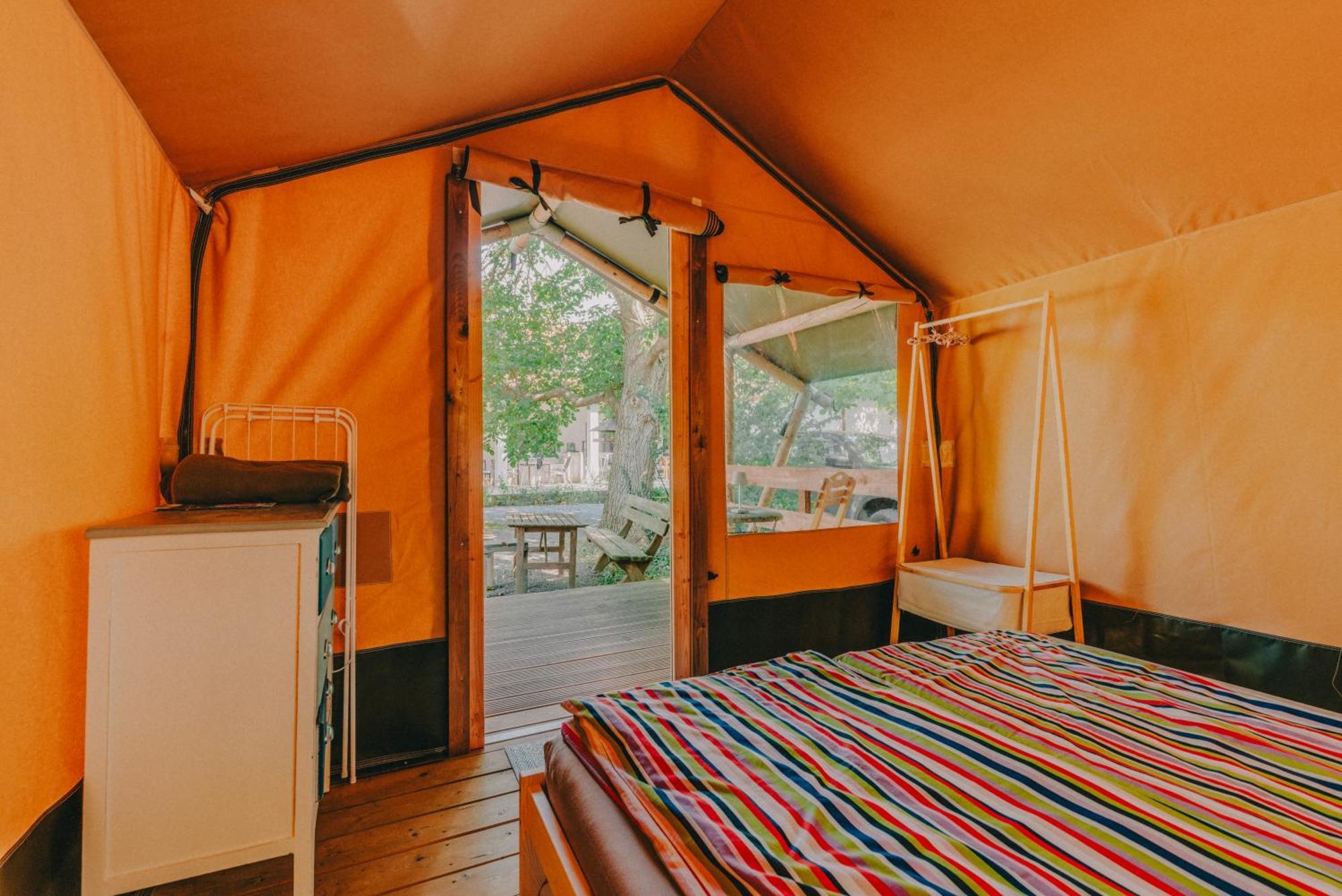 Rendes Glamping Hotell Balatonrendes Eksteriør bilde