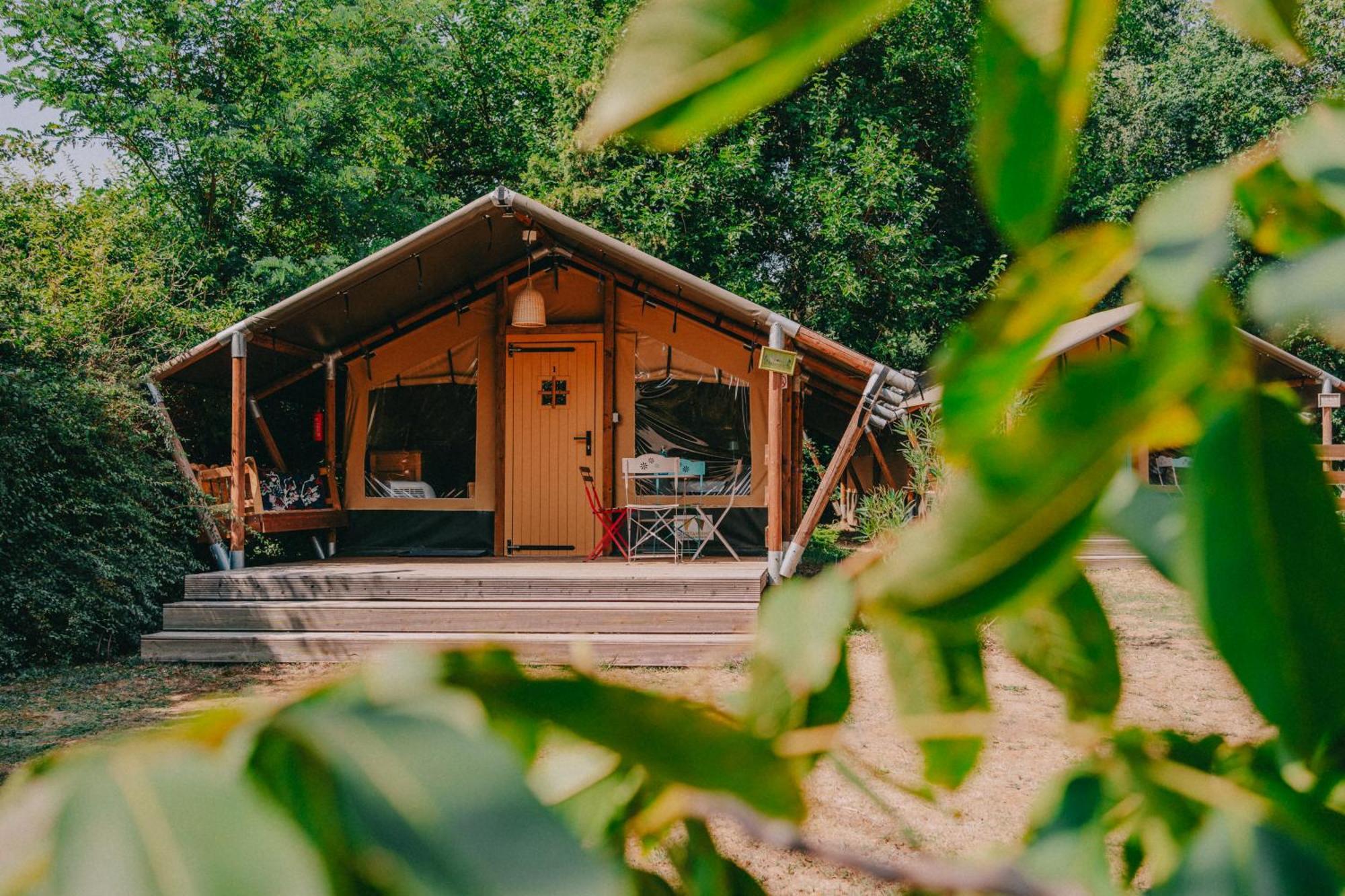 Rendes Glamping Hotell Balatonrendes Eksteriør bilde