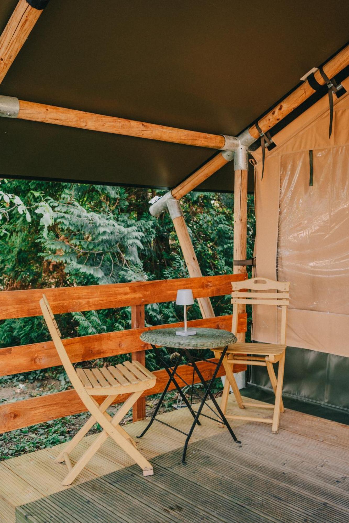 Rendes Glamping Hotell Balatonrendes Eksteriør bilde