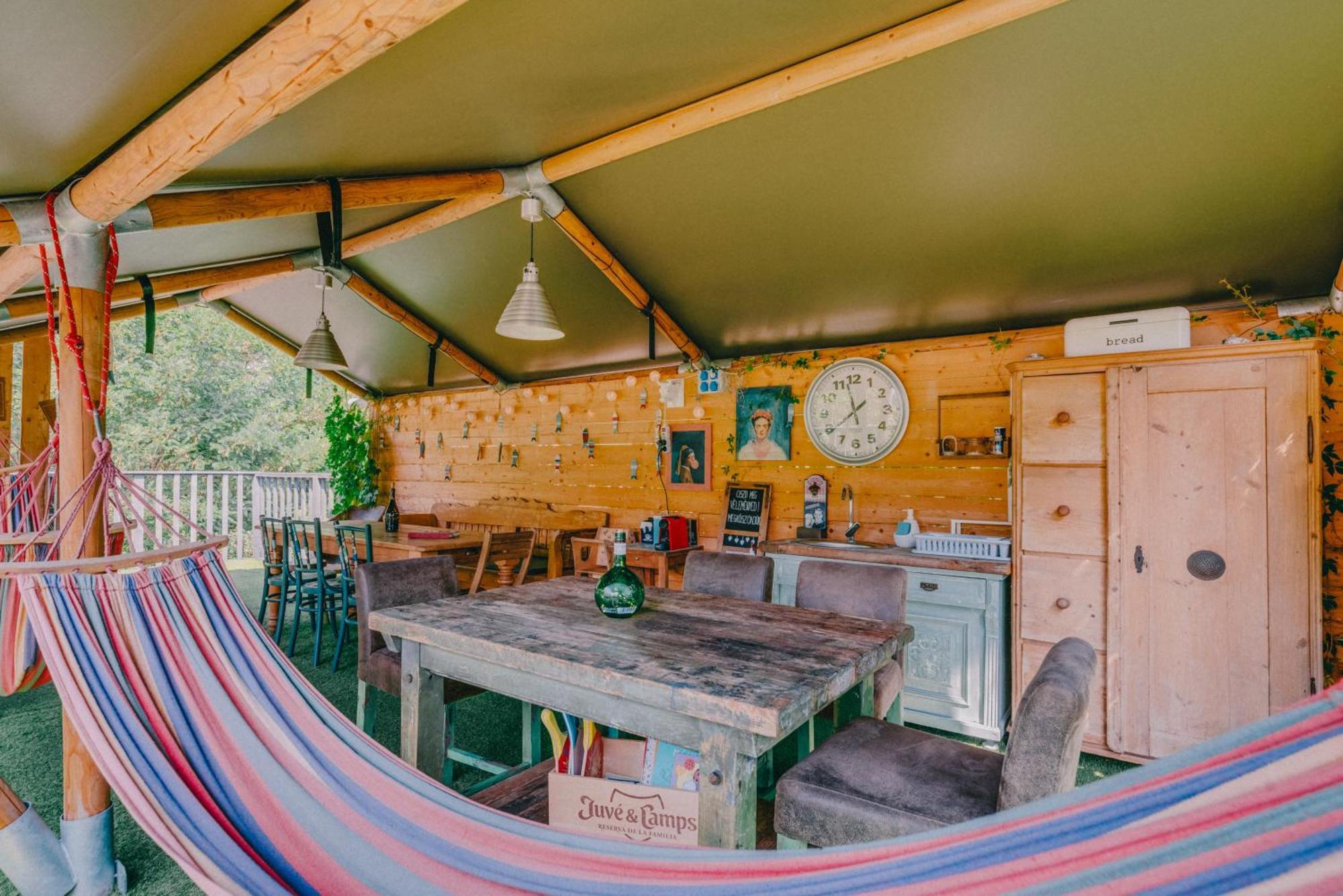 Rendes Glamping Hotell Balatonrendes Eksteriør bilde